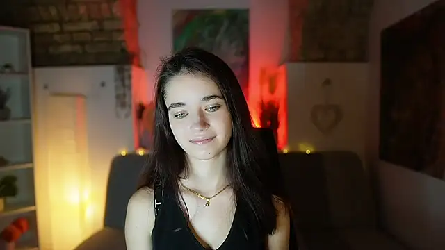 Gia Paige18 online show from 02/08/25, 08:21