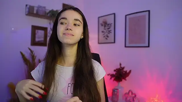 Gia Paige18 online show from 11/24/25, 02:06