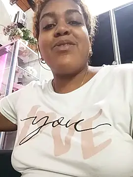 ELLA KELLY online show from 04/14/26, 12:11