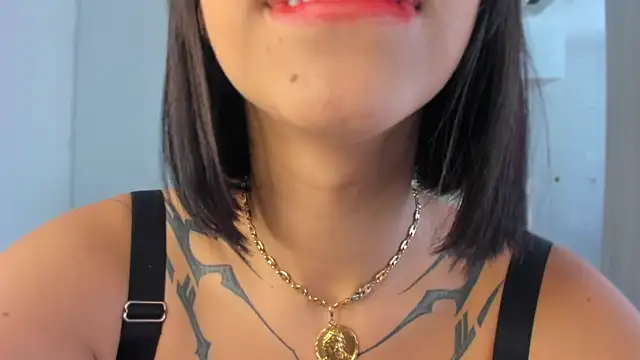 Snapshot of MelodyAdamss chatting on 03/09/25, 08:10 MelodyAdamss online show from 03/09/25, 08:10