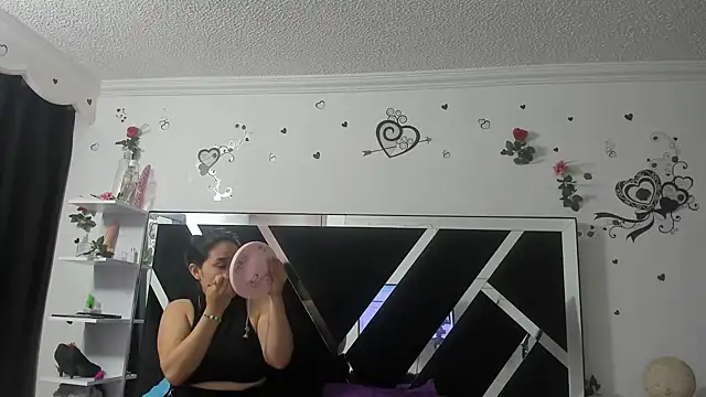 1lovelygirls online show from 03/13/25, 12:02