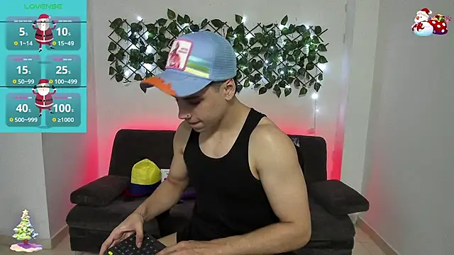 jonathanjoestar  online show from 12/15/24, 09:09