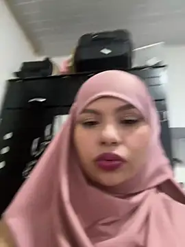 lalilamassu1 online show from 03/11/25, 04:40