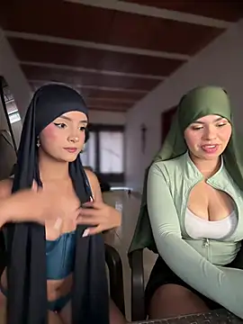 Snapshot of lalilamassu1 chatting on 02/20/26, 08:09 lalilamassu1 online show from 02/20/26, 08:09