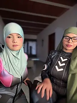 Snapshot of lalilamassu1 chatting on 02/26/26, 10:09 lalilamassu1 online show from 02/26/26, 10:09