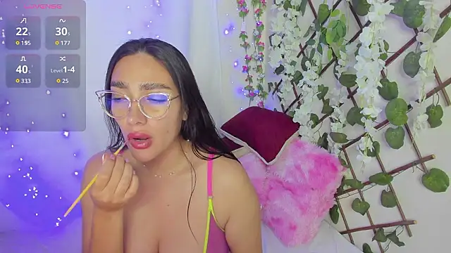 Snapshot of zara41 chatting on 03/28/26, 04:06 zara41 online show from 03/28/26, 04:06