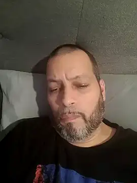 Snapshot of Just2much chatting on 01/20/25, 04:10 Just2much online show from 01/20/25, 04:10