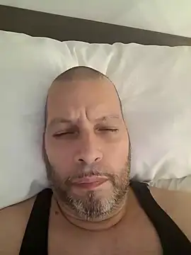 Snapshot of Just2much chatting on 03/06/25, 02:41 Just2much online show from 03/06/25, 02:41