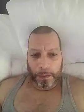 Snapshot of Just2much chatting on 03/13/25, 03:33 Just2much online show from 03/13/25, 03:33