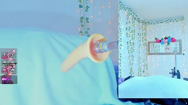 Tiffanny Love  online show from 09/24/25, 08:50