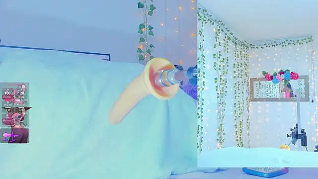 Tiffanny Love  online show from 09/25/25, 09:13