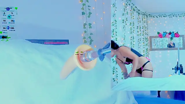 Tiffanny Love  online show from 10/13/25, 09:20