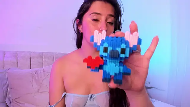 Snapshot of Kathia_Morelli chatting on 02/10/25, 05:52 Kathia Morelli online show from 02/10/25, 05:52