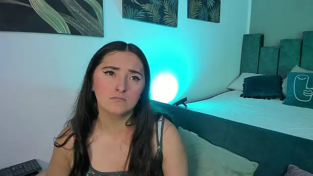 Snapshot of Kathia_Morelli chatting on 09/25/25, 11:47 Kathia Morelli online show from 09/25/25, 11:47