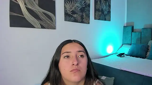 Snapshot of Kathia_Morelli chatting on 09/27/25, 11:37 Kathia Morelli online show from 09/27/25, 11:37