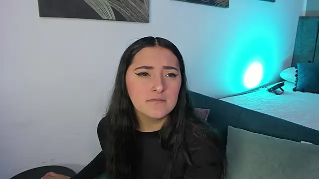 Snapshot of Kathia_Morelli chatting on 10/02/25, 11:50 Kathia Morelli online show from 10/02/25, 11:50