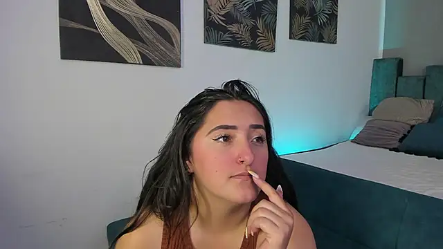 Snapshot of Kathia_Morelli chatting on 10/09/25, 11:41 Kathia Morelli online show from 10/09/25, 11:41