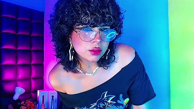 kuromi69 online show from 03/12/25, 08:30