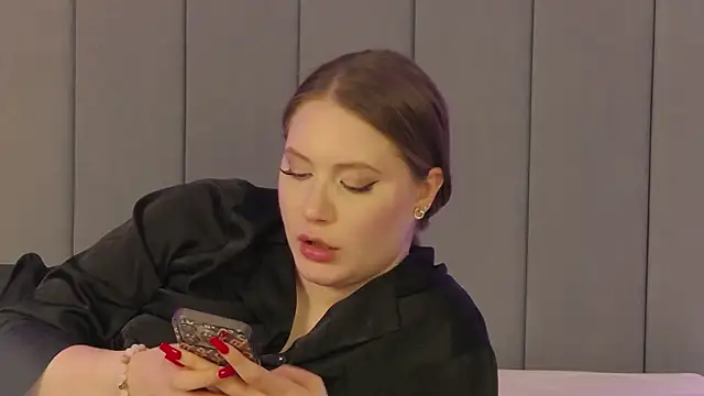 ChloeMarsch online show from 02/24/25, 10:37