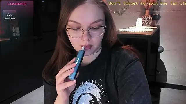 EvaBae online show from 01/05/25, 04:16