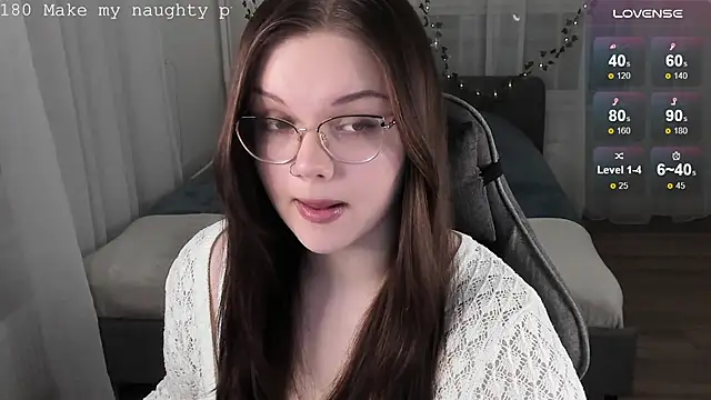 EvaBae online show from 09/27/25, 09:31