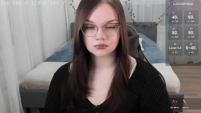 EvaBae online show from 09/30/25, 06:57