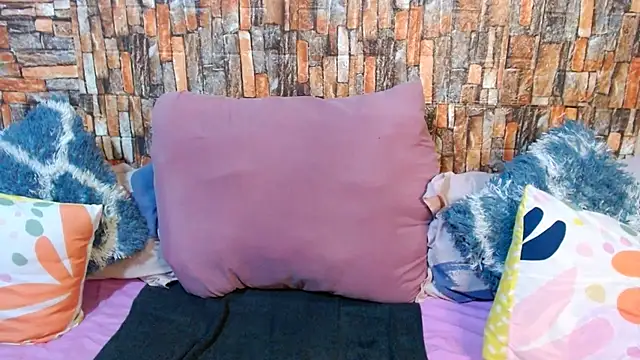 Foxy African online show from 11/27/25, 02:24