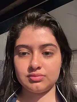 Snapshot of Stephania_18 chatting on 12/05/24, 03:26 Stephania 18 online show from 12/05/24, 03:26