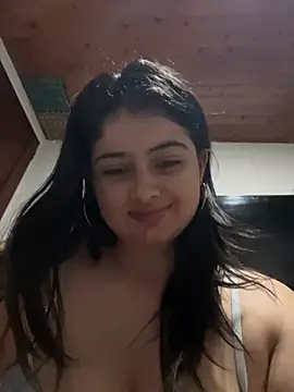 Snapshot of Stephania_18 chatting on 02/19/25, 02:23 Stephania 18 online show from 02/19/25, 02:23