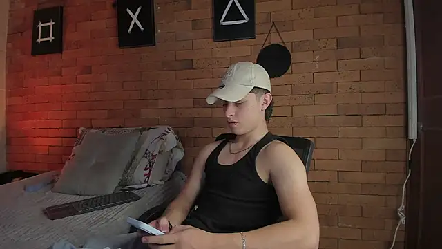 Ares Dickson online show from 12/26/24, 12:36