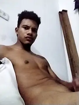 Snapshot of Gutierrez6383 chatting on 03/06/25, 03:13 Gutierrez6383 online show from 03/06/25, 03:13