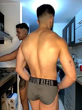 Snapshot of Mackenzzie_777_ chatting on 11/06/25, 02:12 Mackenzzie 777 online show from 11/06/25, 02:12