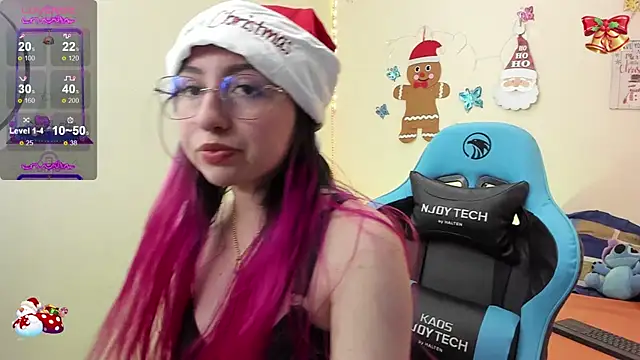 Snapshot of Julieta_cott chatting on 12/28/24, 11:05 Julieta cott online show from 12/28/24, 11:05