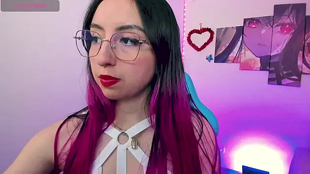 Snapshot of Julieta_cott chatting on 02/16/25, 09:59 Julieta cott online show from 02/16/25, 09:59