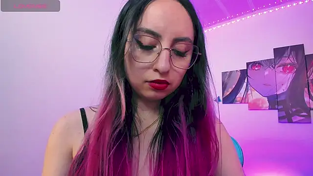 Snapshot of Julieta_cott chatting on 03/10/25, 01:45 Julieta cott online show from 03/10/25, 01:45