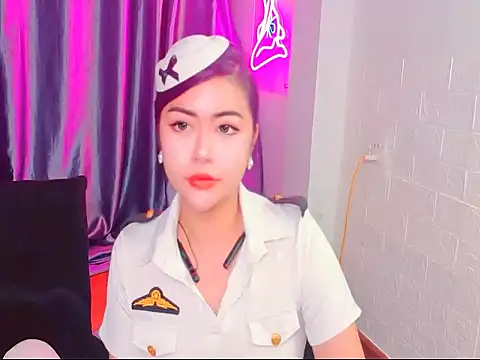 Snapshot of SexualStruggle chatting on 11/11/25, 01:38 SexualStruggle online show from 11/11/25, 01:38