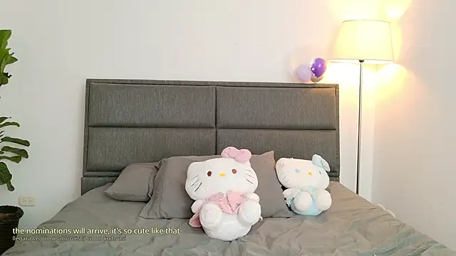 Snapshot of lady_ni_ chatting on 06/13/26, 02:48 lady ni online show from 06/13/26, 02:48