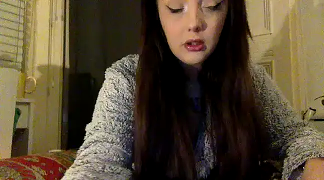 LucyLuxee19 online show from 12/05/24, 01:14