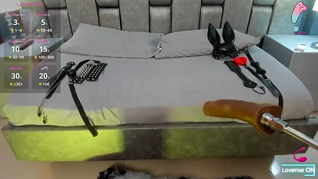 AniEvans  online show from 02/12/26, 11:05