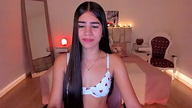 Sophia rincon online show from 09/22/25, 07:05