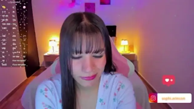 Snapshot of Sophia_rincon chatting on 03/24/26, 08:25 Sophia rincon online show from 03/24/26, 08:25