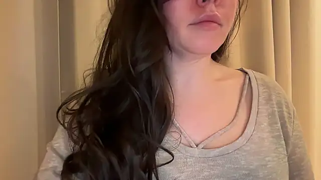 Snapshot of Sandysecret chatting on 03/11/26, 08:04 Sandysecret online show from 03/11/26, 08:04