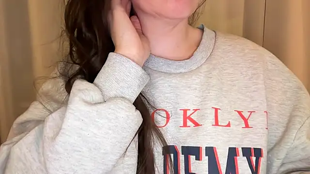 Snapshot of Sandysecret chatting on 03/25/26, 08:59 Sandysecret online show from 03/25/26, 08:59