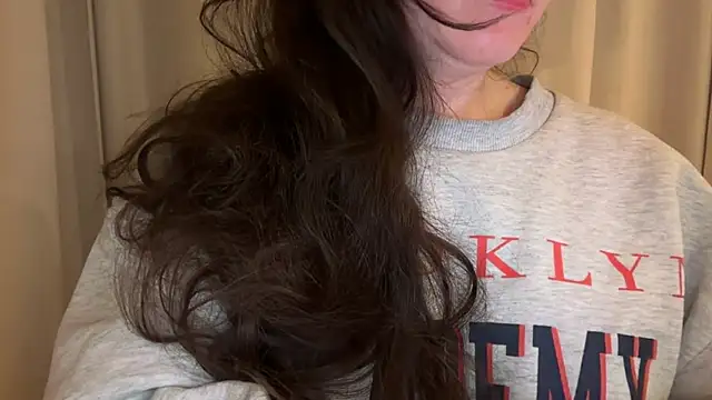 Snapshot of Sandysecret chatting on 03/30/26, 08:21 Sandysecret online show from 03/30/26, 08:21