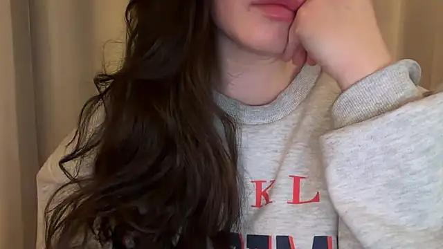 Snapshot of Sandysecret chatting on 04/01/26, 08:06 Sandysecret online show from 04/01/26, 08:06