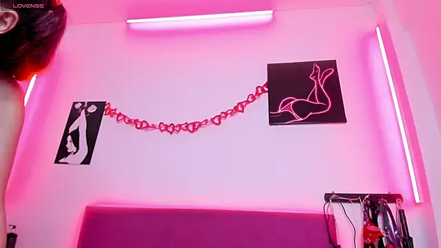 Little Naughtty online show from 02/15/25, 05:30