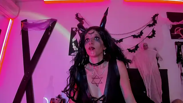 Little Naughtty online show from 10/30/25, 01:34