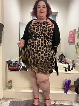 MsStrawbooty online show from 12/18/24, 01:48