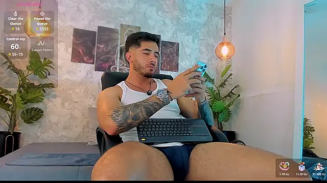 Snapshot of Nate_franco chatting on 06/15/26, 12:13 Nate franco online show from 06/15/26, 12:13