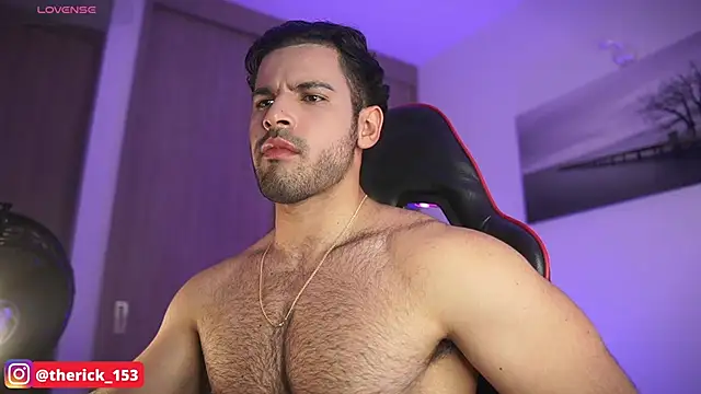 Snapshot of Rick__Smith153 chatting on 03/22/25, 04:35 Rick Smith153 online show from 03/22/25, 04:35